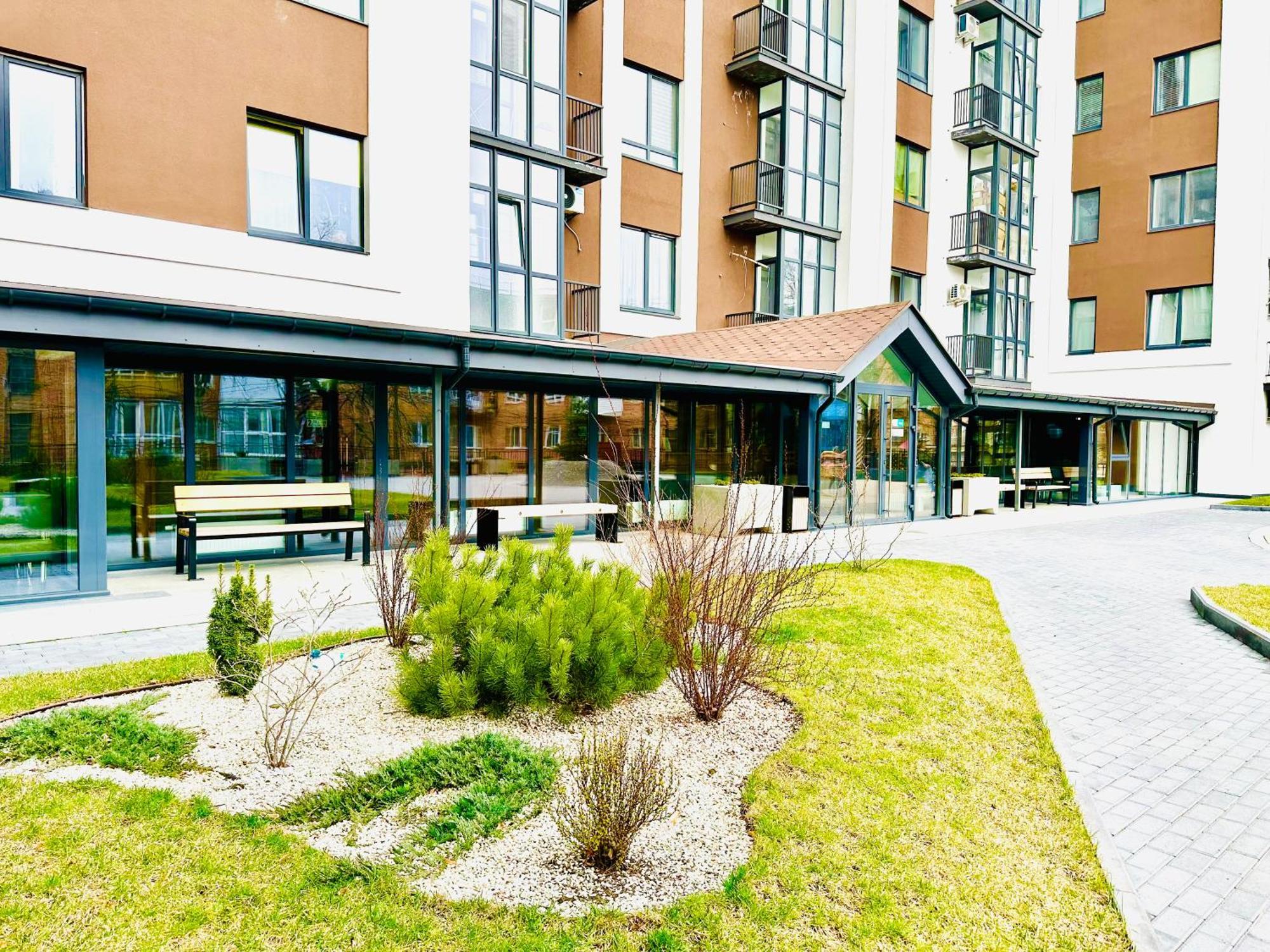 Comfortable Apartments With A Coffee Machine In The City Centre, Zlata Plaza Rivne Exterior photo