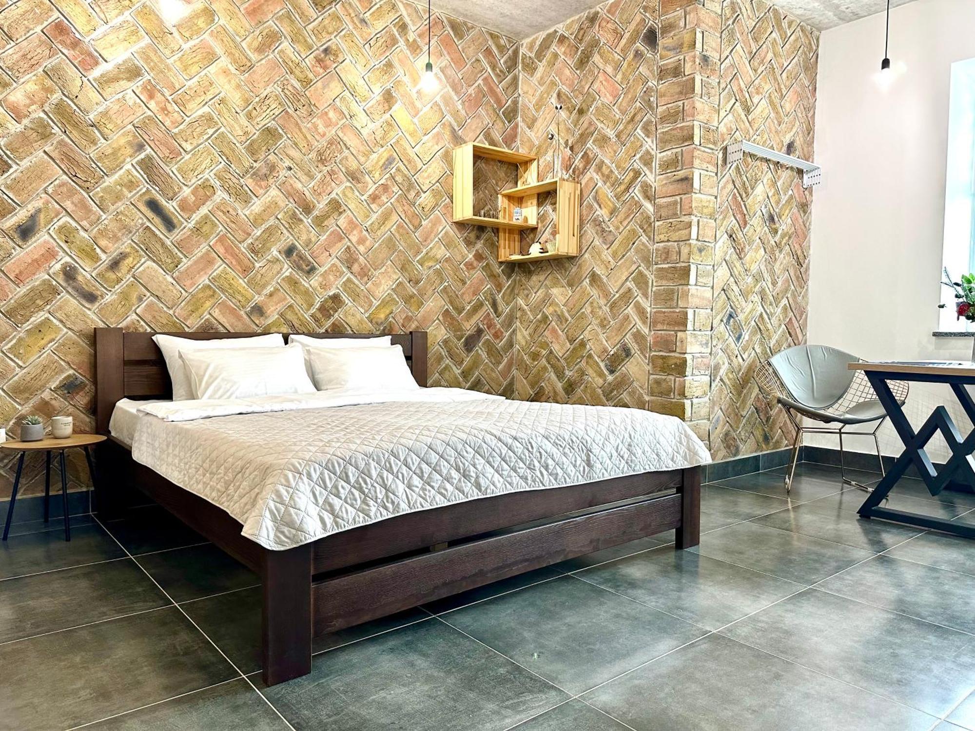 Comfortable Apartments With A Coffee Machine In The City Centre, Zlata Plaza Rivne Exterior photo